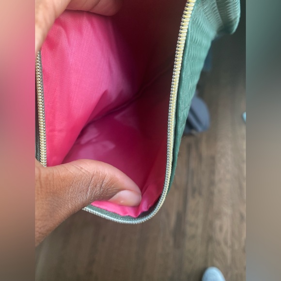 Ipsy Green Makeup Bag - Picture 2 of 6